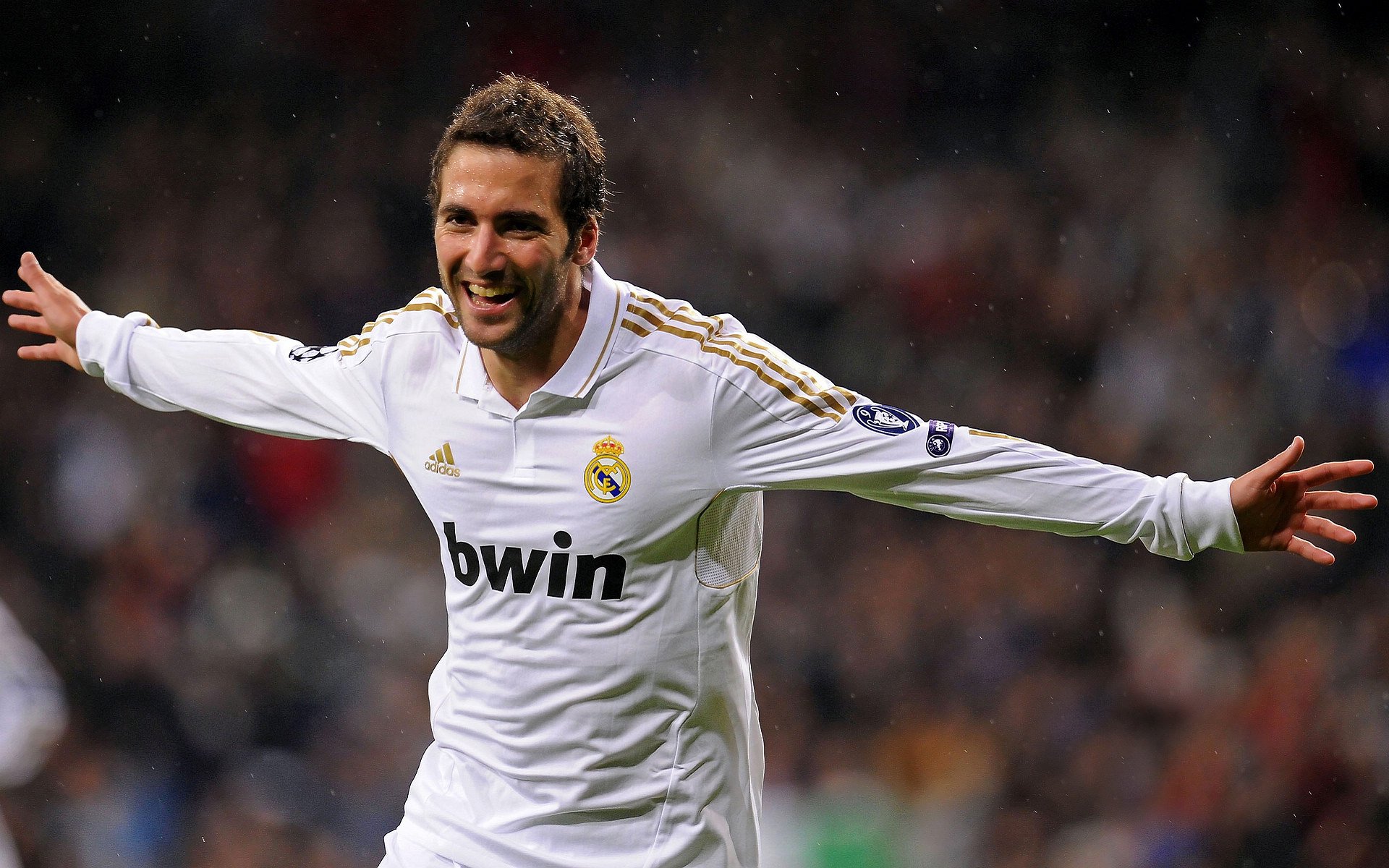 开云-伪9号弑神记，弗拉霍维奇独闯龙潭，以一己之力肢解克罗地亚钢铁防线